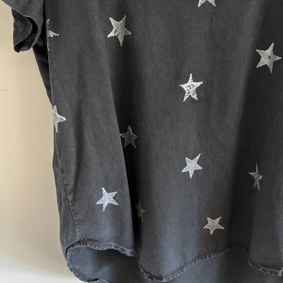 Bella Dahl Faded Black + Silver Stars T-shirt - Picture 6 of 10